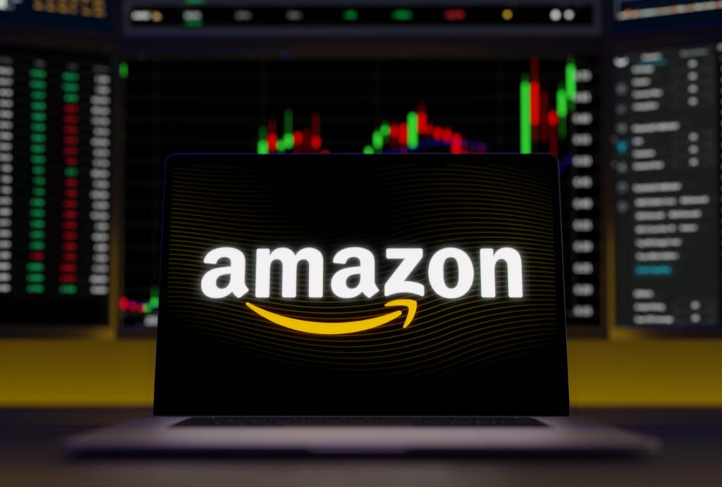 Buffett’s Big Moves and Amazon’s Rally: What They Mean for the Market